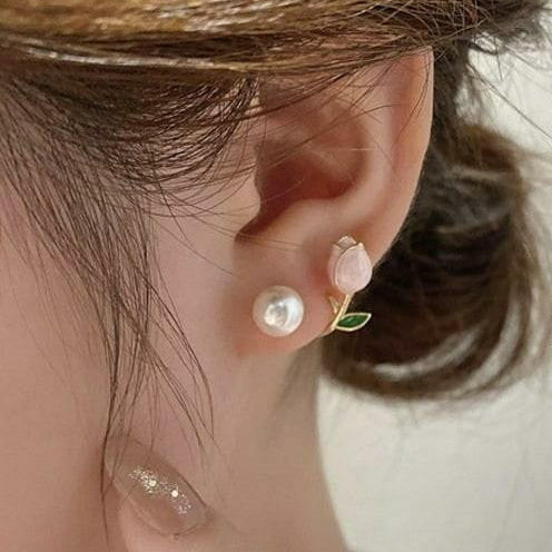 Golden Flower Earrings for Women, Lightweight & Durable