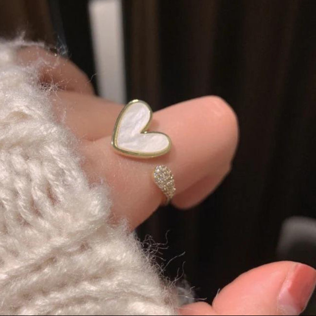 Adjustable Heart Ring Off-White Enamel Gold Alloy