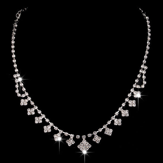 Diamond Claw Necklace & Earrings Set for Pakistani Women